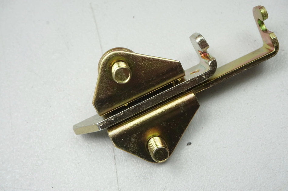 Yamaha Lock Seat Release Lock Seat original 4BP-24780-00 FZR XJ - NEW