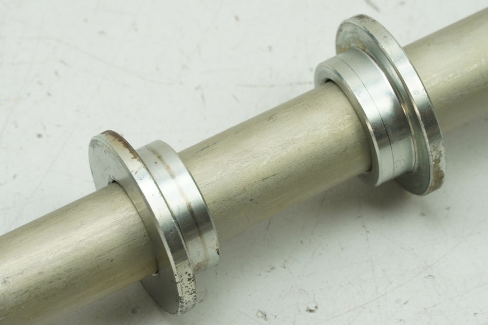 KAWASAKI Z 650 ER650HA2 Eje basculante Manguito distanciador de eje basculante (para chasis)