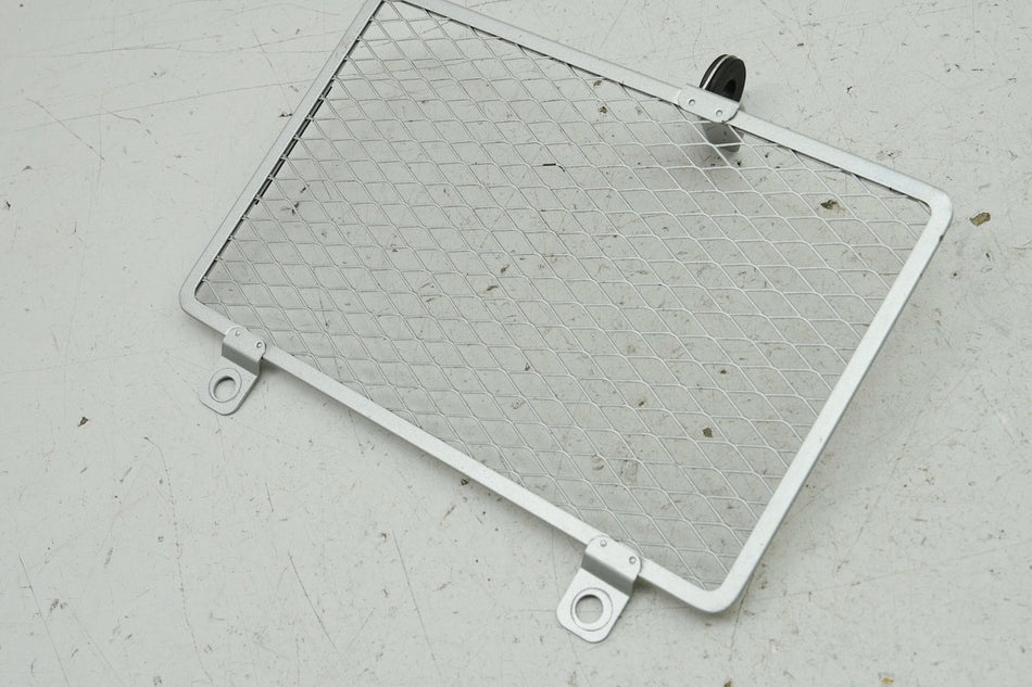 YAMAHA MTN 1000 MT-10 RN78 Oil Cooler Cover Grille Trim Panel 4550 km
