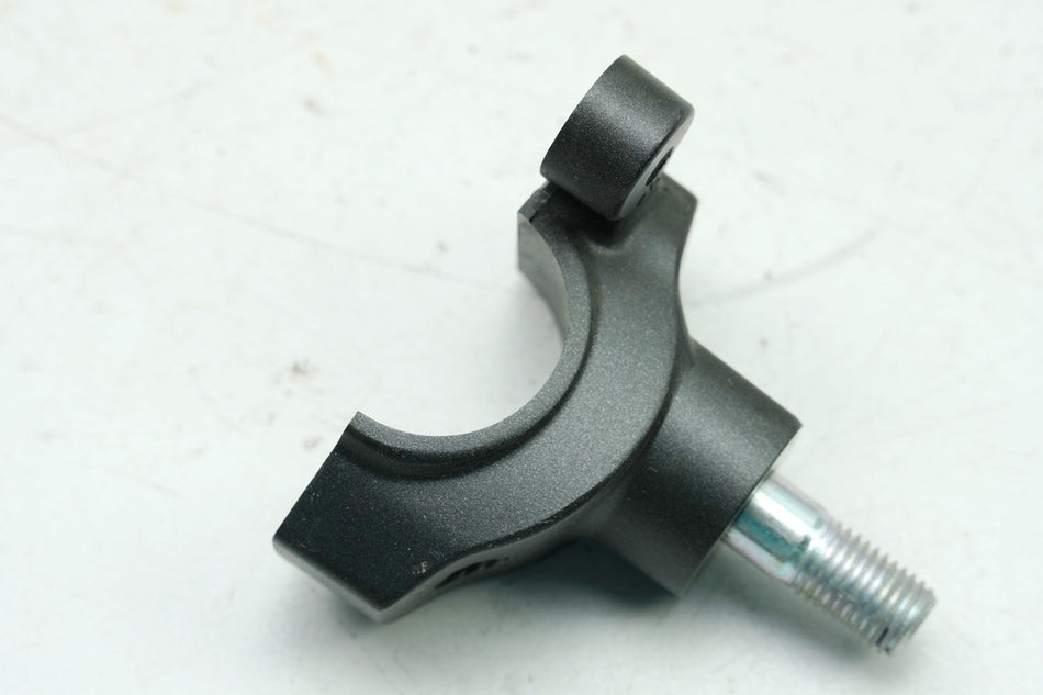 YAMAHA XSR 900 RN43 Handlebar Clamp Lower Left Holder Handlebar 1RC-24847-12-00