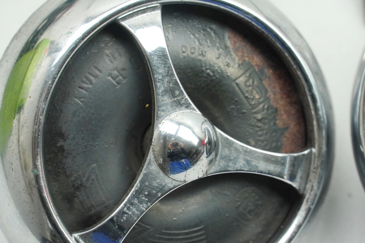 MOTO GUZZI California 1100 EV (KD) Hupe H + L Horn Signalhorn 2 Stück Maske