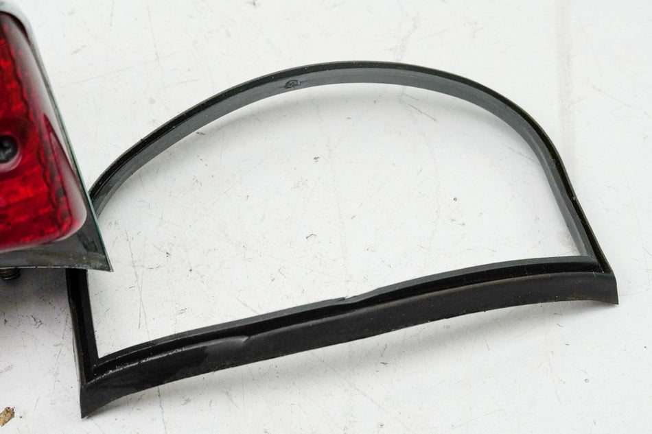 HONDA CA125 JC26 REBEL Piloto trasero Luz trasera 9380 km
