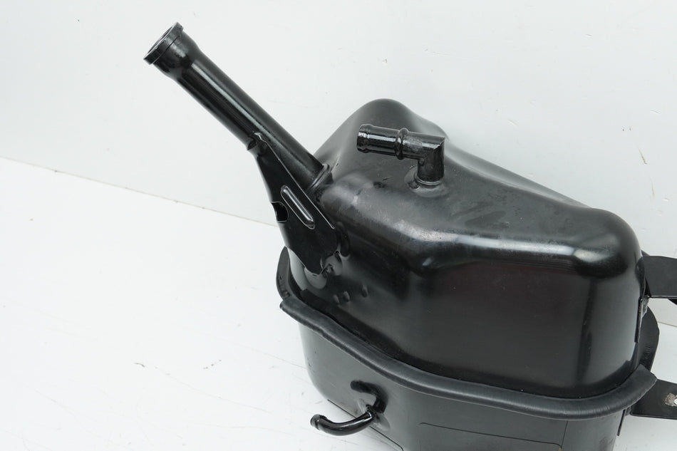 YAMAHA TDM 900 RN08 Oil Tank (for engine)