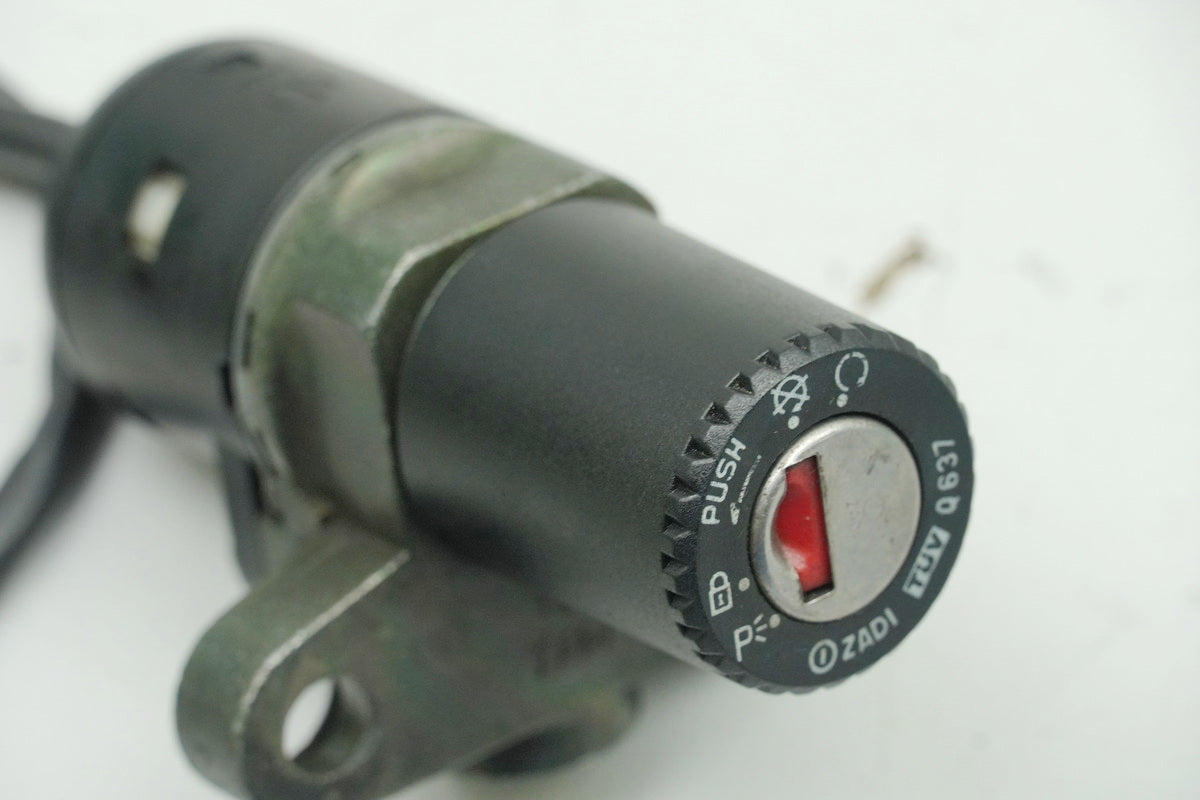 MOTO GUZZI California 1100 EV (KD) Kit de cerraduras, cerradura de encendido, tapa de depósito, 2 llaves