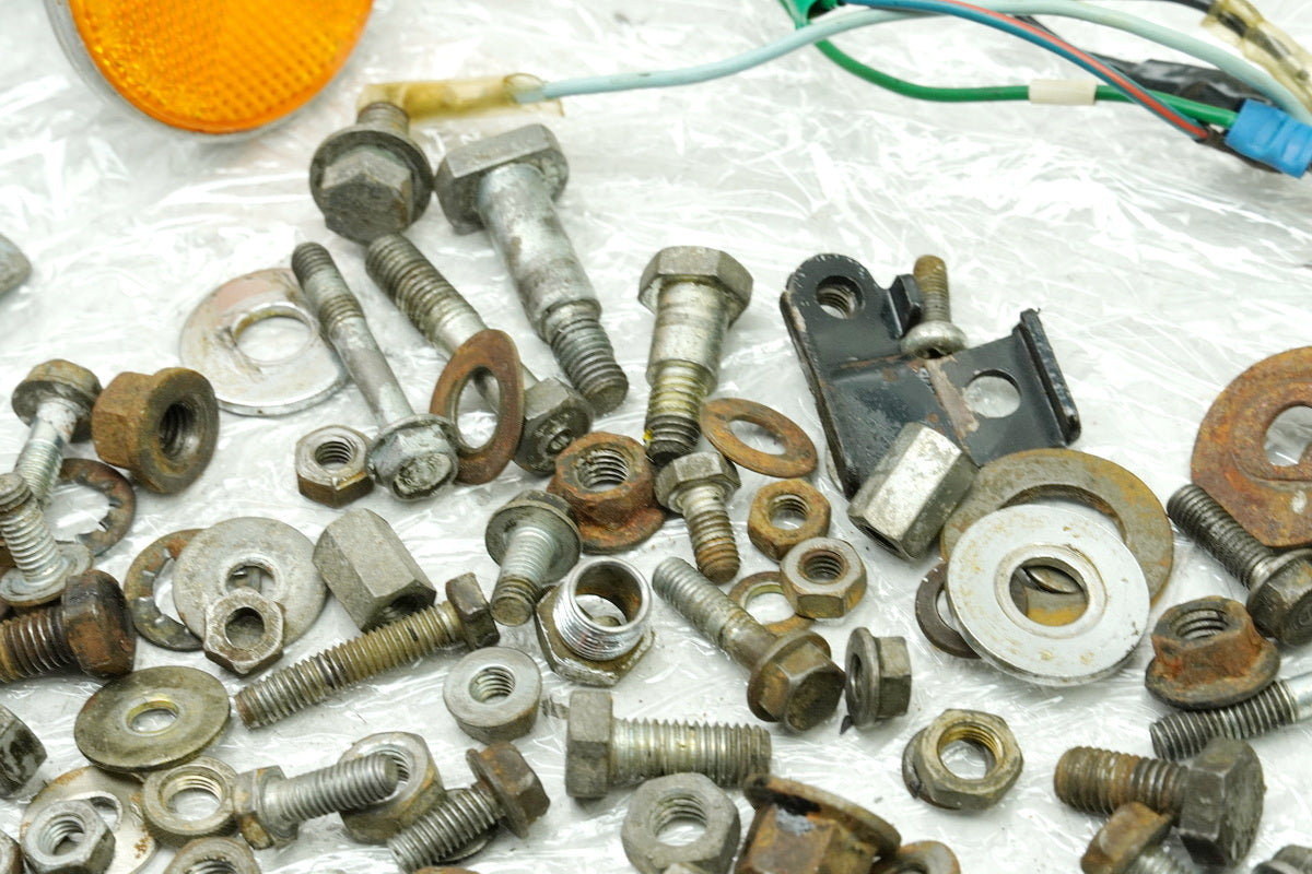 HONDA CB 250 G CB250G Screws Nuts Small Parts for Frame Fairing 74-77