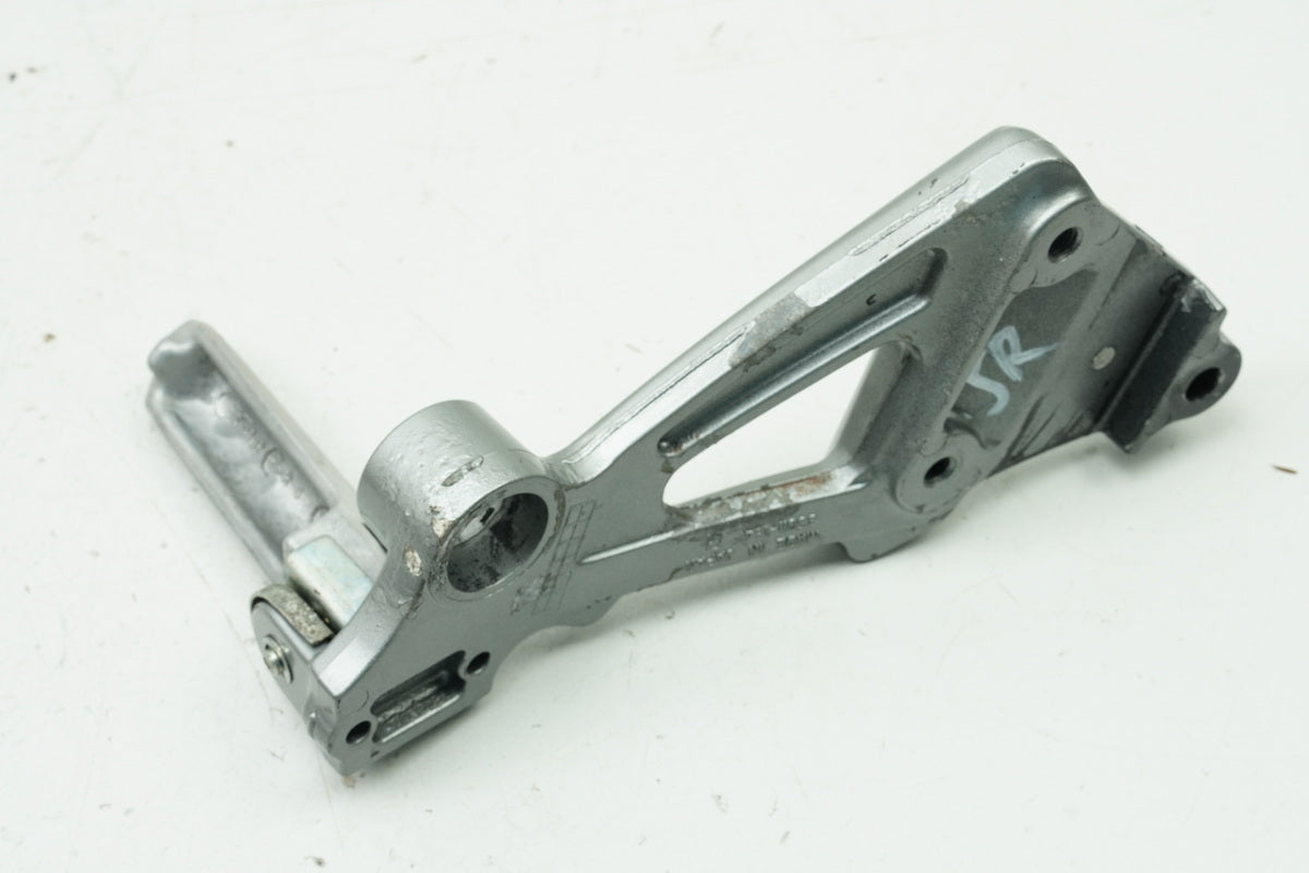 KAWASAKI ZZR 1100 D ZXT10D G Footrest System Pillion Right Holder Footrest