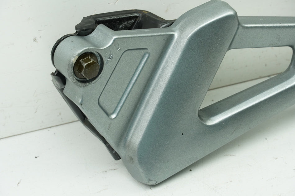 KAWASAKI ZZR 1100 D ZXT10D G Footrest System Pillion Left Footrest Holder