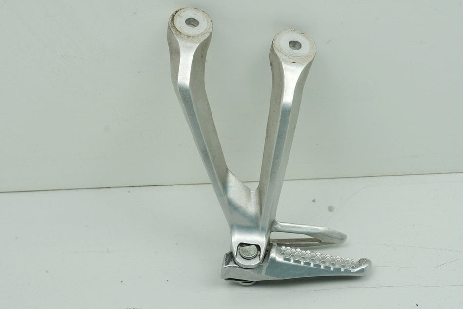 HONDA CB 125 R JC91 Reposapiés pasajero izquierdo Soporte reposapiés Placa de soporte