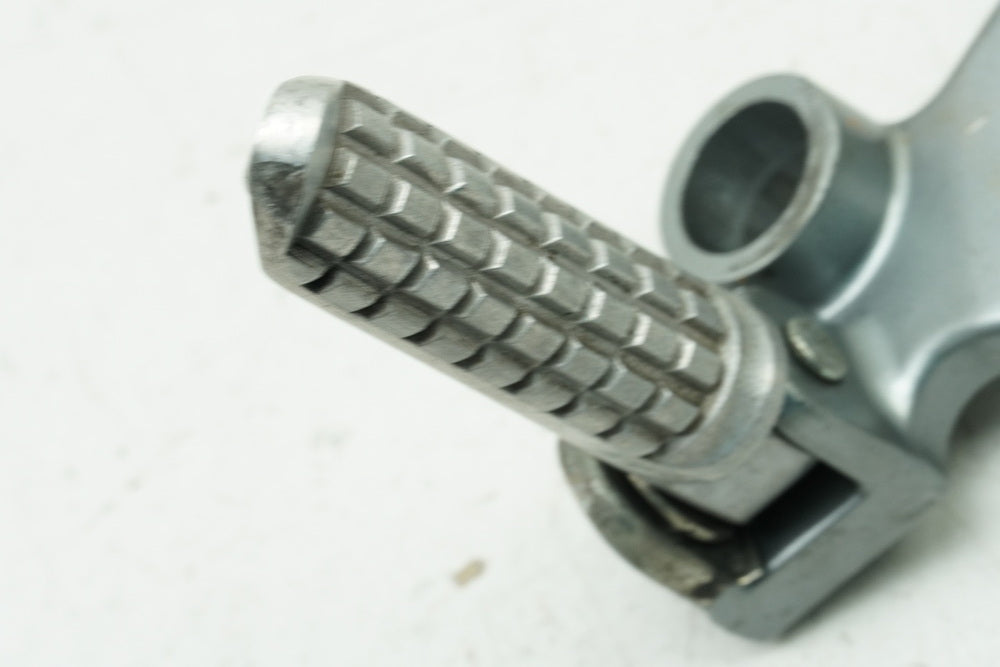 KAWASAKI ZZR 1100 D ZXT10D G Footrest System Pillion Left Footrest Holder