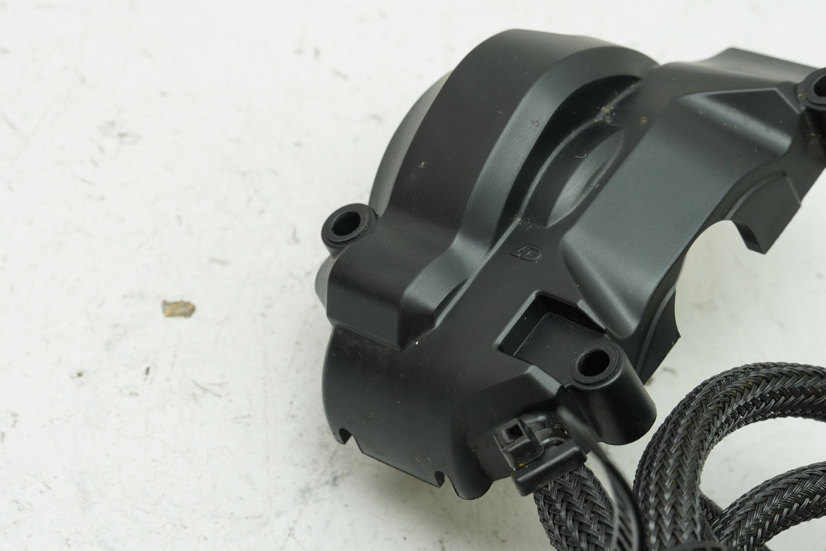 YAMAHA MTN 1000 MT-10 RN78 - Handlebar Switch Right Switch Emergency Stop Kill 4550 km