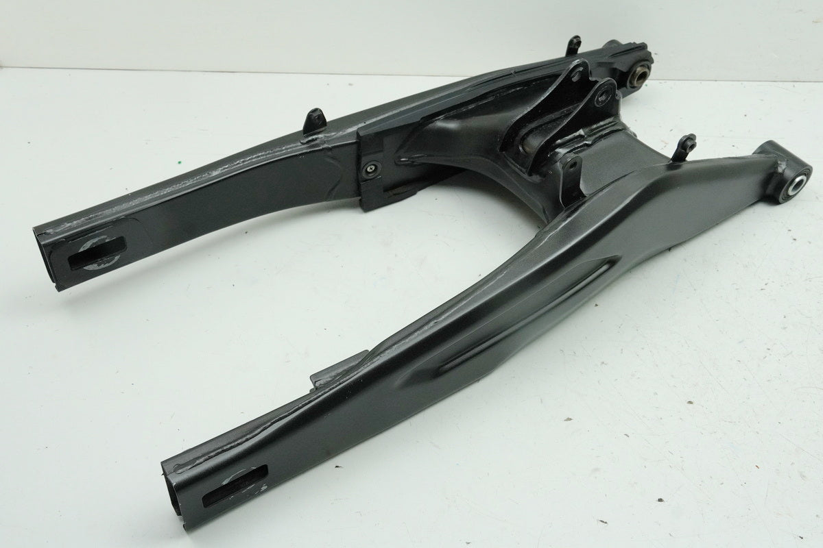 HONDA CB 125 R JC91 Swing Arm Rear Wheel Swing Arm (for rear wheel rim)