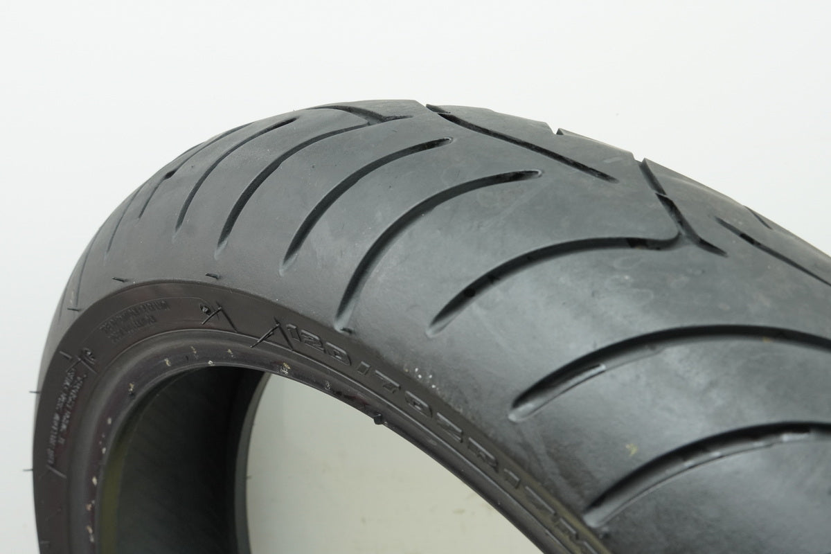 Bridgestone Battlax BT23F 120/ 70 ZR 17 (58W) Neumático delantero