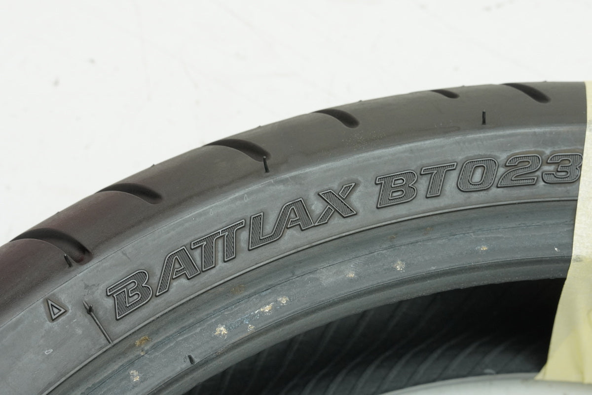 Bridgestone Battlax BT23F 120/ 70 ZR 17 (58W) Neumático delantero