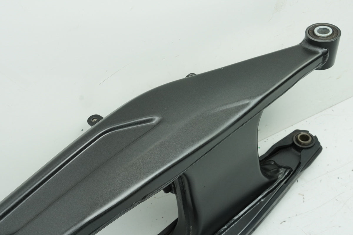 HONDA CB 125 R JC91 Swing Arm Rear Wheel Swing Arm (for rear wheel rim)