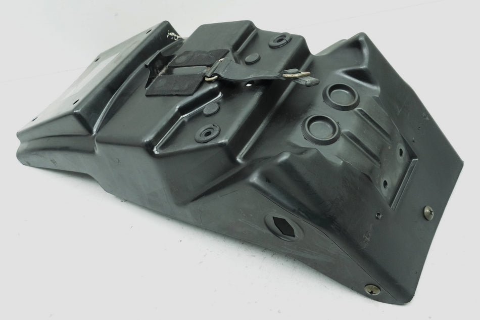 SUZUKI GSX-R 1100 K-N Kotflügel hinten Radlauf Fender Kennzeichenhalter 90-92