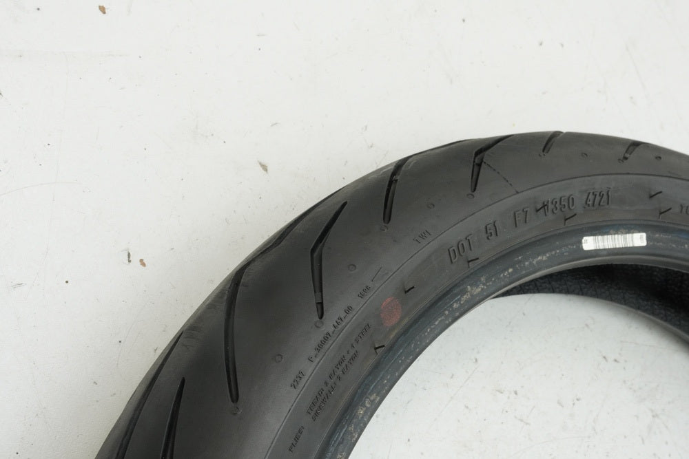 Pirelli Diablo Rosso III Reifen vorn 110/70 ZR17 54W - neuwertiger Zustand