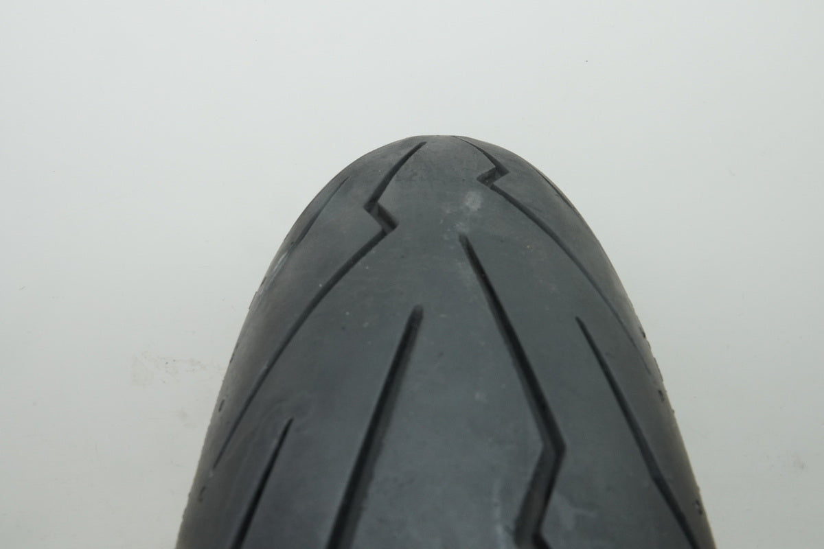 Pirelli Diablo Rosso III Reifen vorn 110/70 ZR17 54W - neuwertiger Zustand