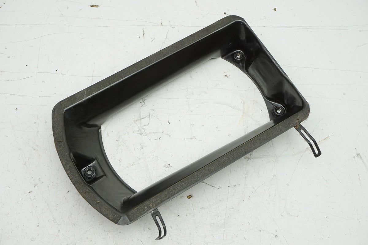 SUZUKI VS 750 VR51A INTRUDER Fan Cover Radiator Casing Holder Bezel