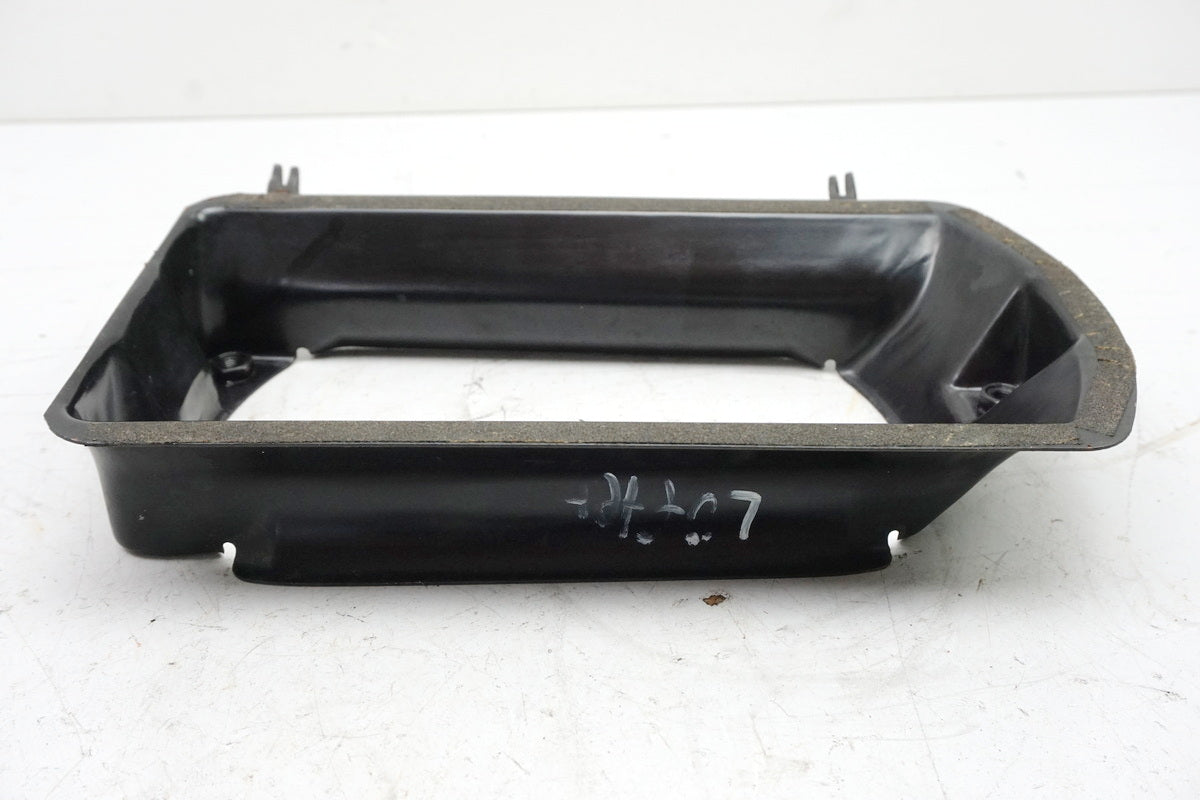 SUZUKI VS 750 VR51A INTRUDER Fan Cover Radiator Casing Holder Bezel