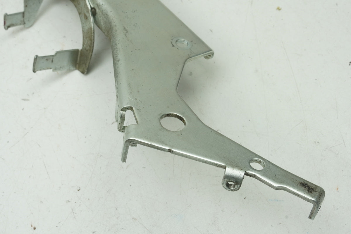 Honda GL 1500 F6C Valkyrie SC34 Strebe Halteplatte Vergaser hinten Stützenplatte
