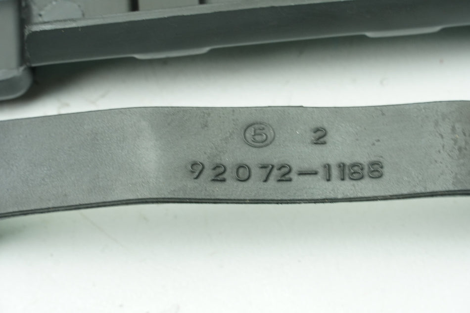 KAWASAKI ZZR 1100 D ZXT10D G Tapa Batería Cubierta Tapa Soporte Correa de sujeción