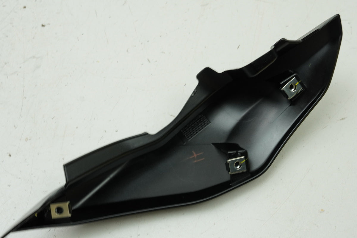 YAMAHA MTN 1000 MT-10 RN78 Tail fairing left cover rear trim cover