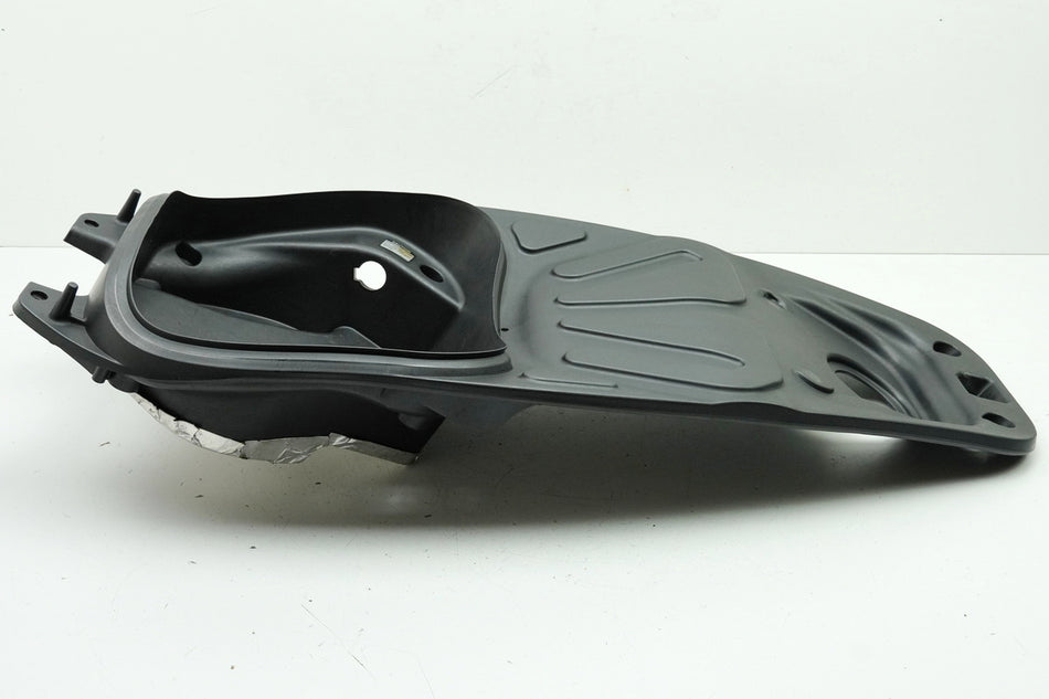 KYMCO PEOPLE GT 300 i V4 Compartimento para el casco, compartimento de almacenamiento, guardabarros, cubierta del carenado
