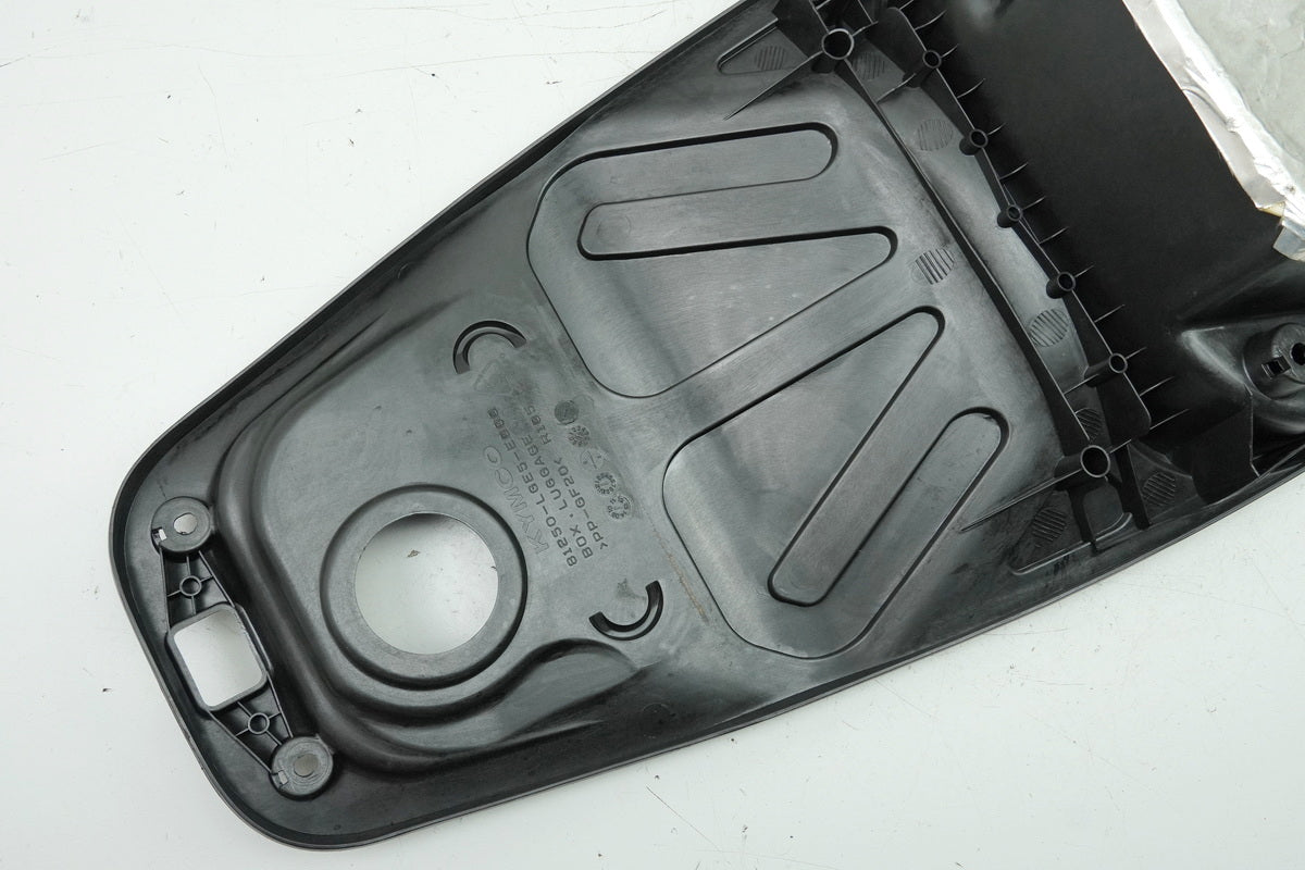 KYMCO PEOPLE GT 300 i V4 Helmet Compartment Storage Compartment Wheel Arch Fender Trim Cover