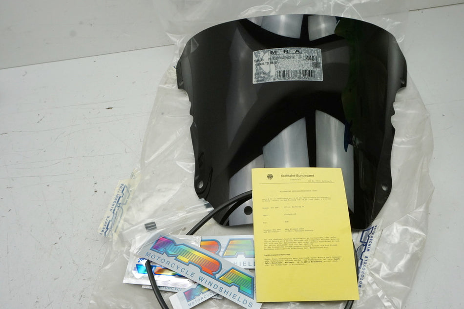 Cúpula YAMAHA R6 RJ03 MRA negra - 99-02