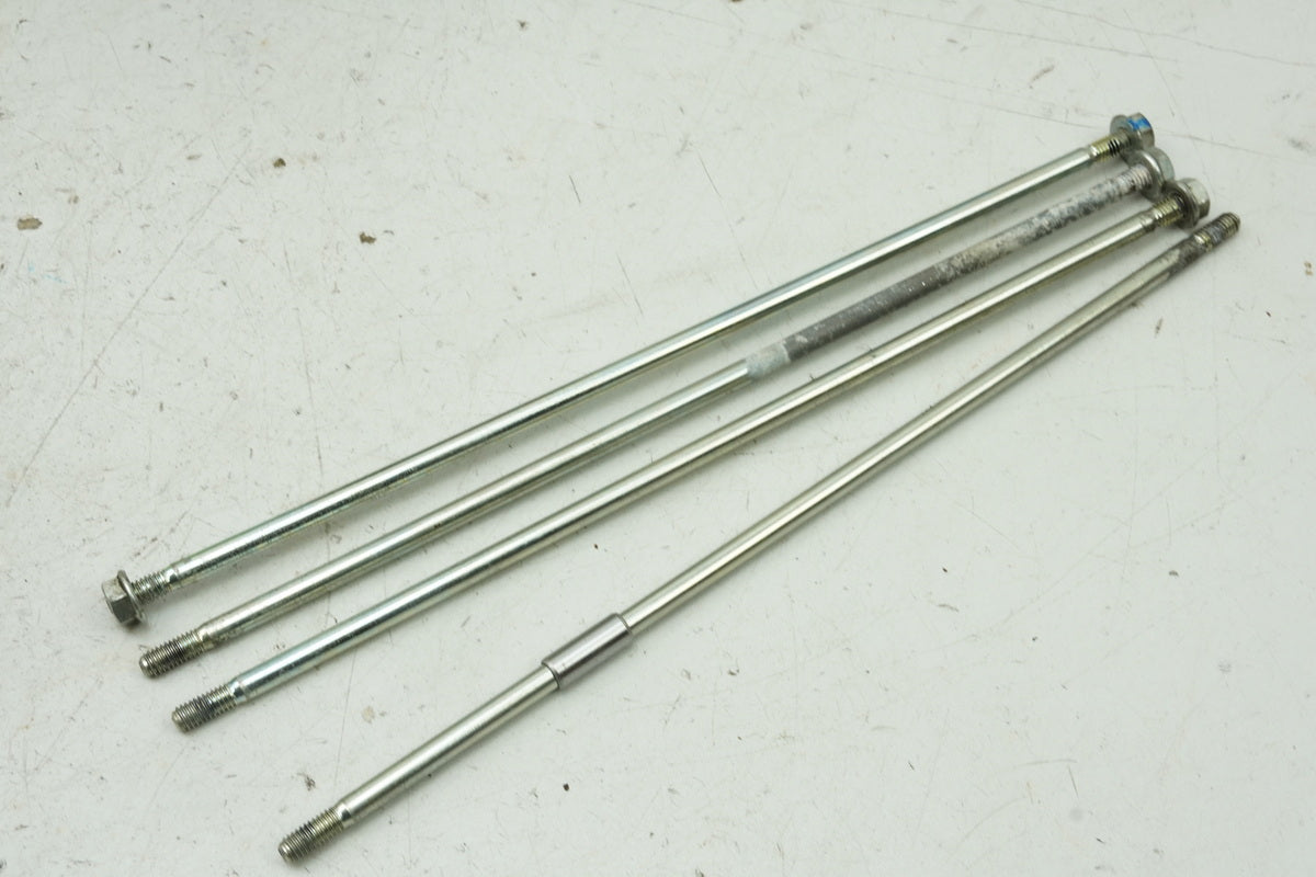 Honda GL 1500 F6C Valkyrie SC34 Schraube Verbinder für Vergaser Bolzen Stift