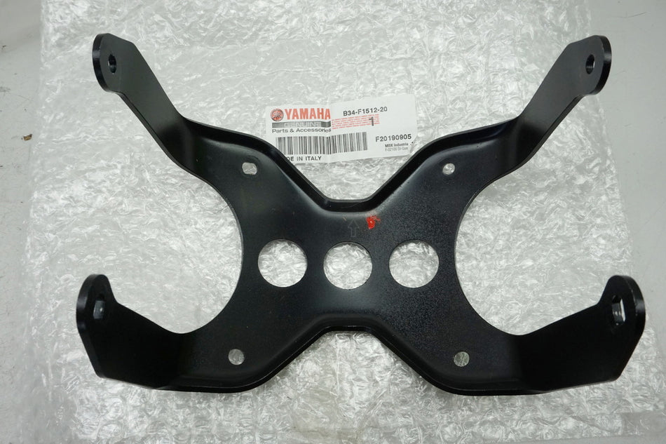 YAMAHA XSR 700 RM11 Halterung Kotflügel Träger Halteplatte Fender B34-F1512-20