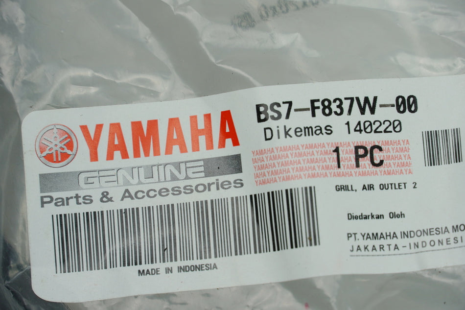 YAMAHA YZF R3 Verkleidung Cockpit rechts Abdeckung Cover Blende BS7-F837W-00