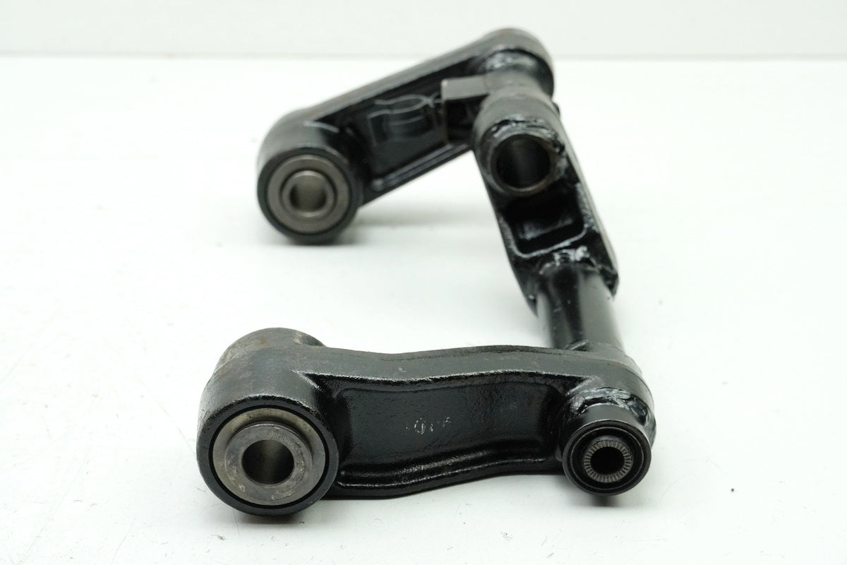KYMCO PEOPLE GT 300 i V4 Bracket Engine Axle Bolt Engine Mount Support