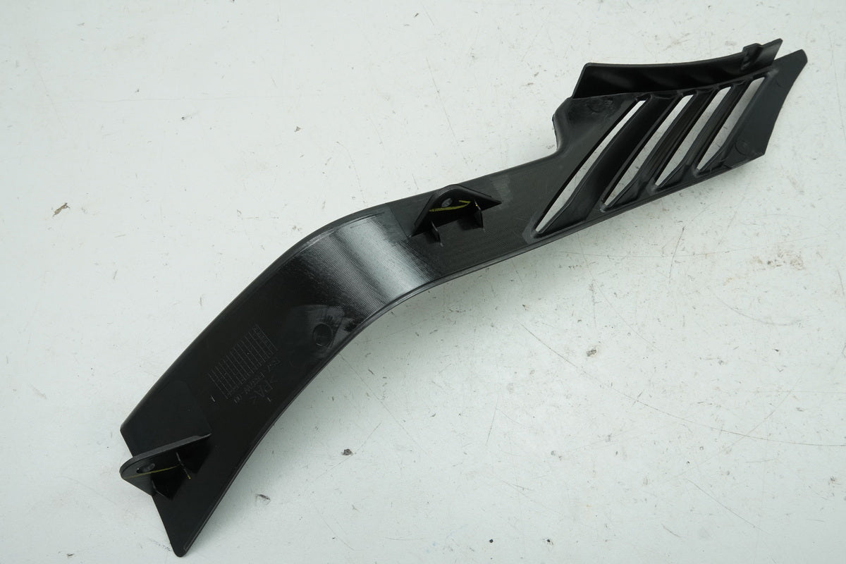 YAMAHA YZF R3 Fairing Cockpit Right Cover BS7-F837W-00
