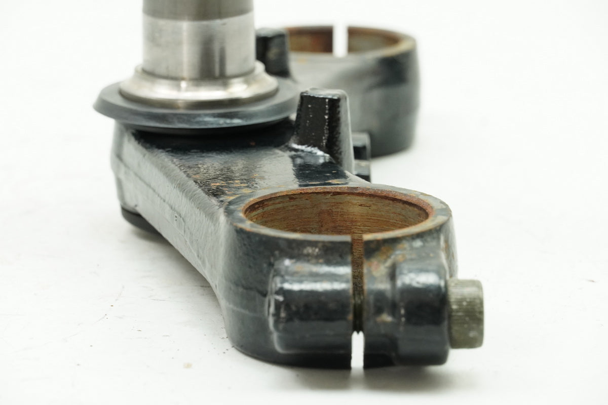 YAMAHA TDM 850 4TX Bottom Triple Clamp (for Fork Leg)
