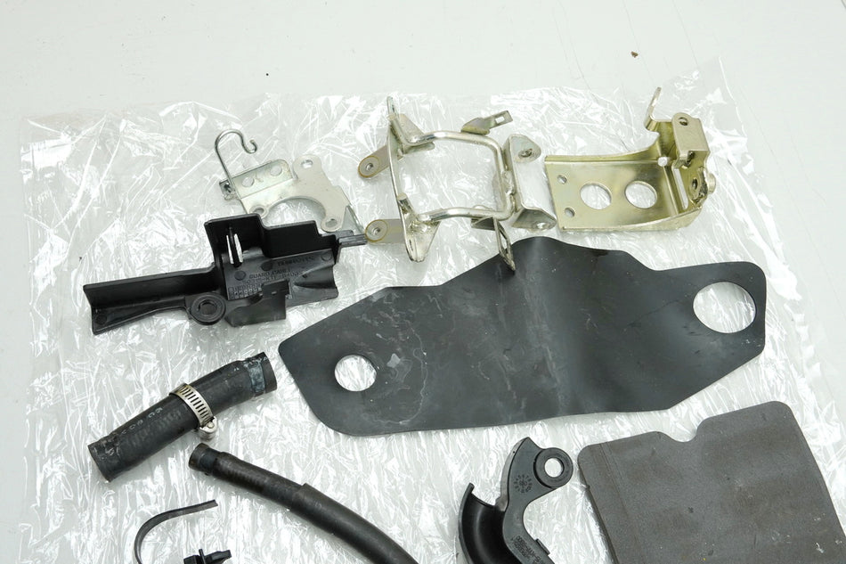 HONDA SH 125 JF23 Schrauben & Kleinteile (für Rahmen Fahrwerk Verkleidung)