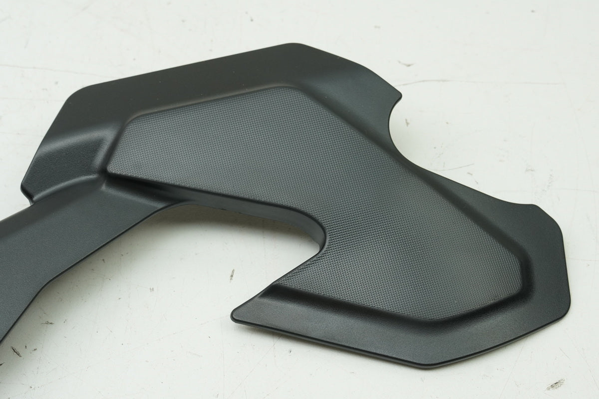 YAMAHA MTN 1000 MT-10 RN78 Chain Guard Front Chain Case Cover Swingarm