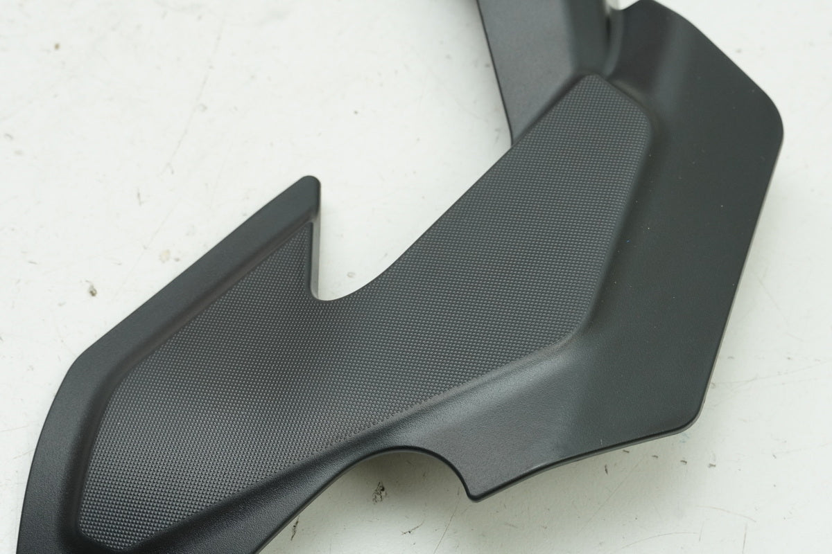 YAMAHA MTN 1000 MT-10 RN78 Chain Guard Front Chain Case Cover Swingarm