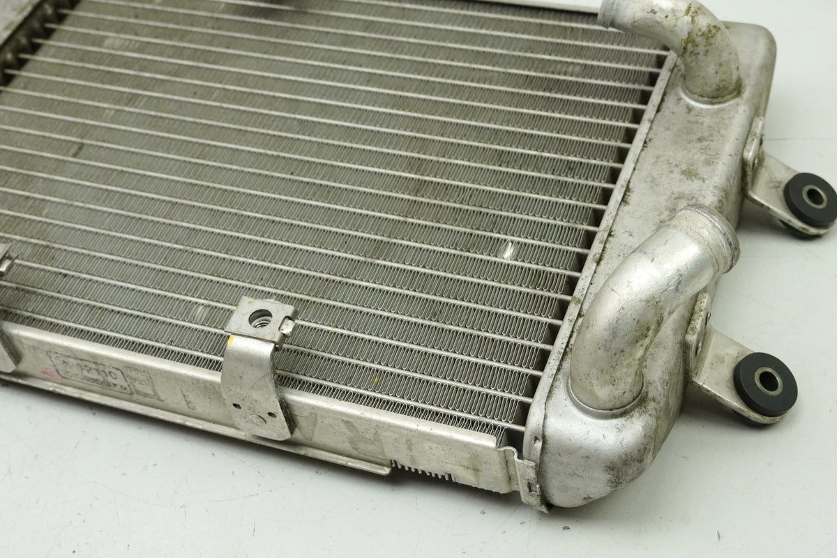 SUZUKI AN 400 WVAU BURGMAN Radiador refrigerador de agua original Water Cooler K1 K2