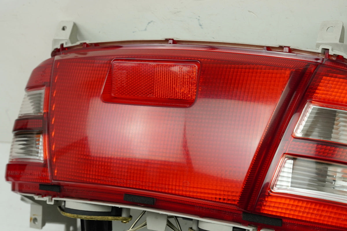 SUZUKI AN 400 WVAU BURGMAN Rücklicht Lampe Rückleuchte Blinker Kabel K1 K2