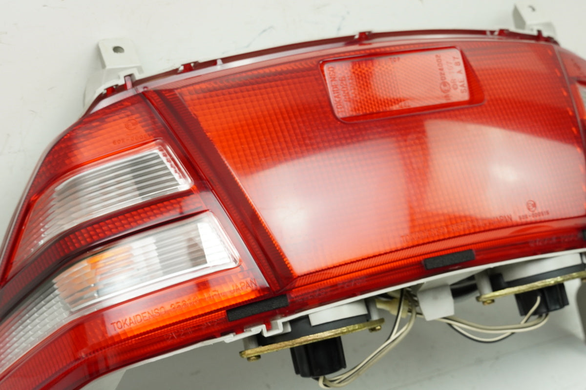 SUZUKI AN 400 WVAU BURGMAN Rücklicht Lampe Rückleuchte Blinker Kabel K1 K2