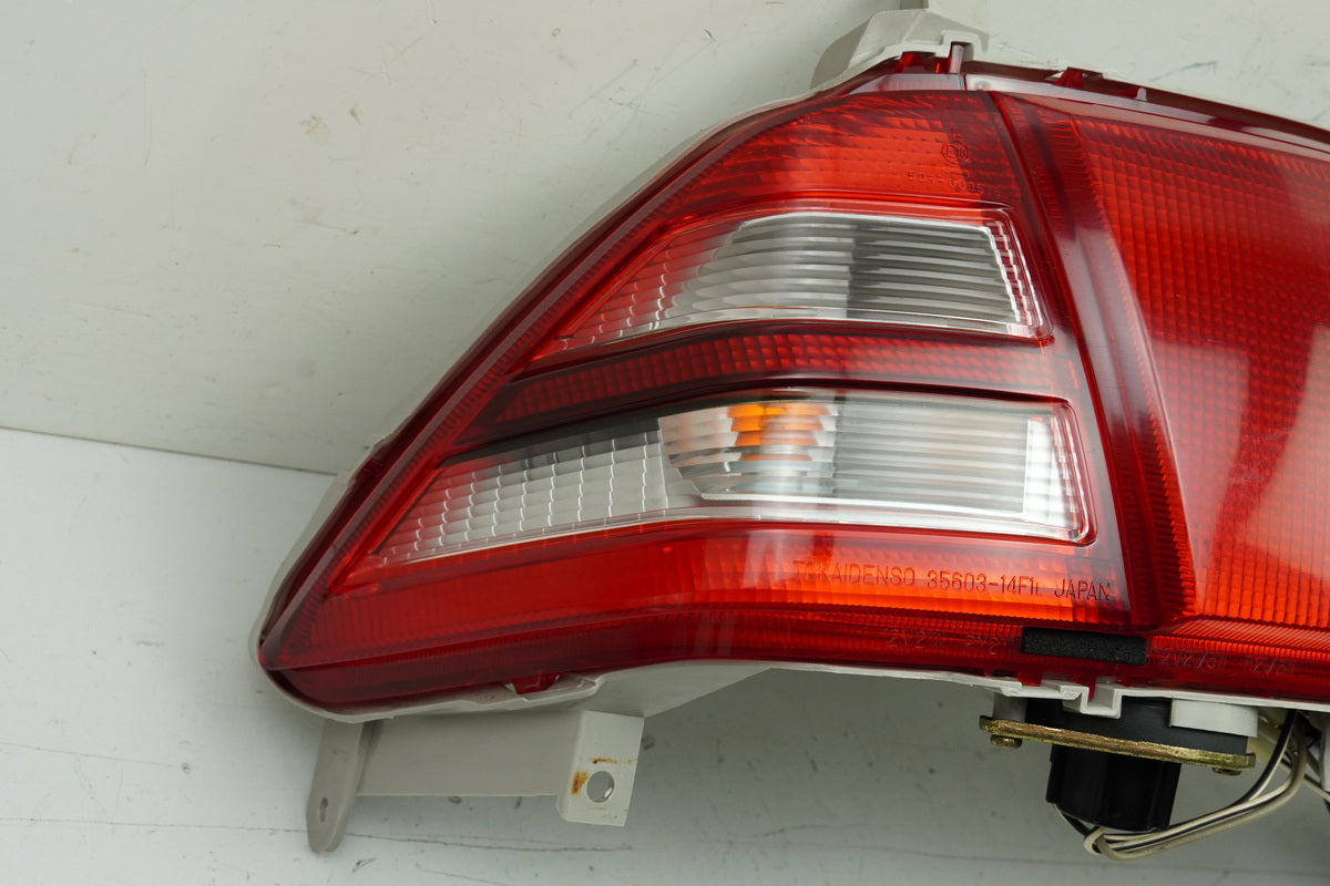 SUZUKI AN 400 WVAU BURGMAN Rücklicht Lampe Rückleuchte Blinker Kabel K1 K2