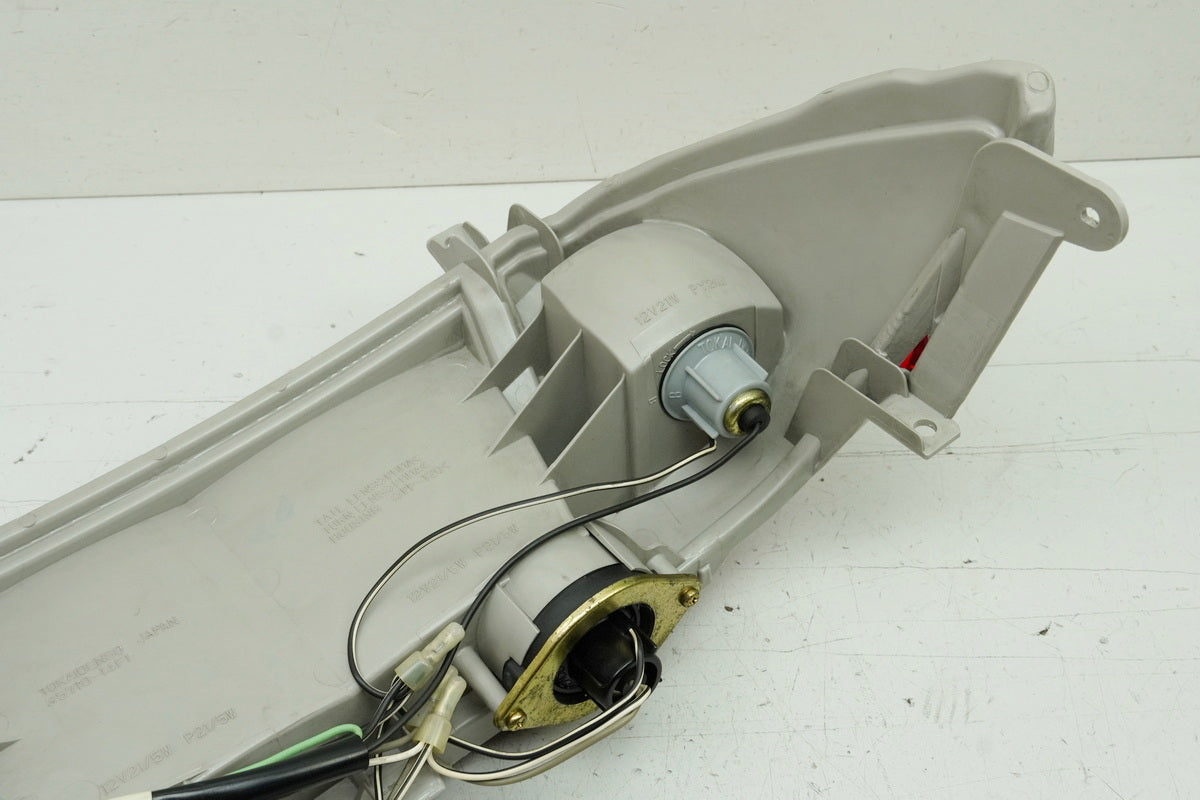 SUZUKI AN 400 WVAU BURGMAN Rücklicht Lampe Rückleuchte Blinker Kabel K1 K2