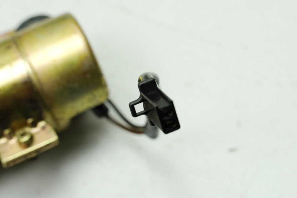 SUZUKI AN 400 WVAU BURGMAN Bomba de gasolina original Bomba de combustible Mitsubishi K1 K2