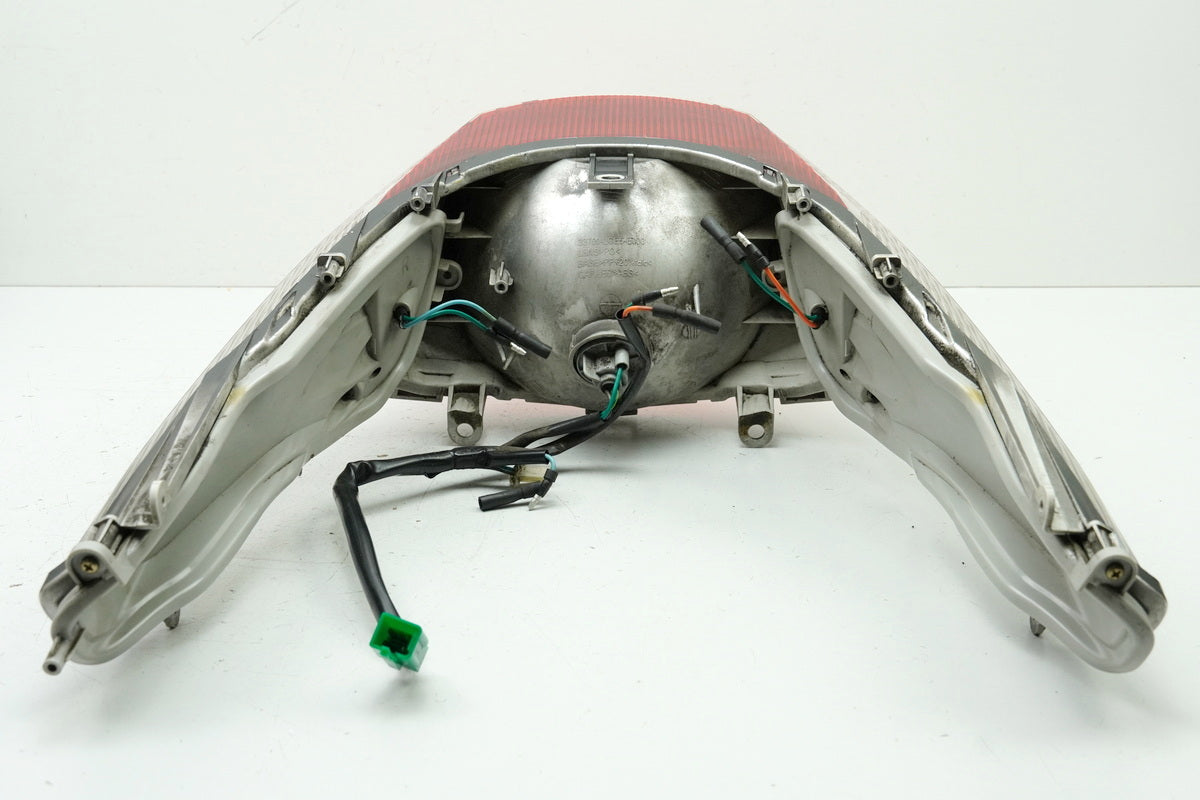 KYMCO PEOPLE GT 300 i V4 Rücklicht Lampe Blinker Tail Light rear 33700-LGE5-E00