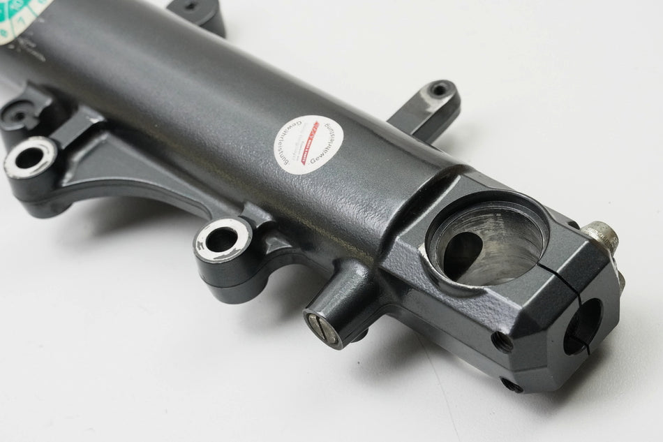 KAWASAKI ZX-6R ZX600J right fork stanchion fork foot for fork fork leg 00-01