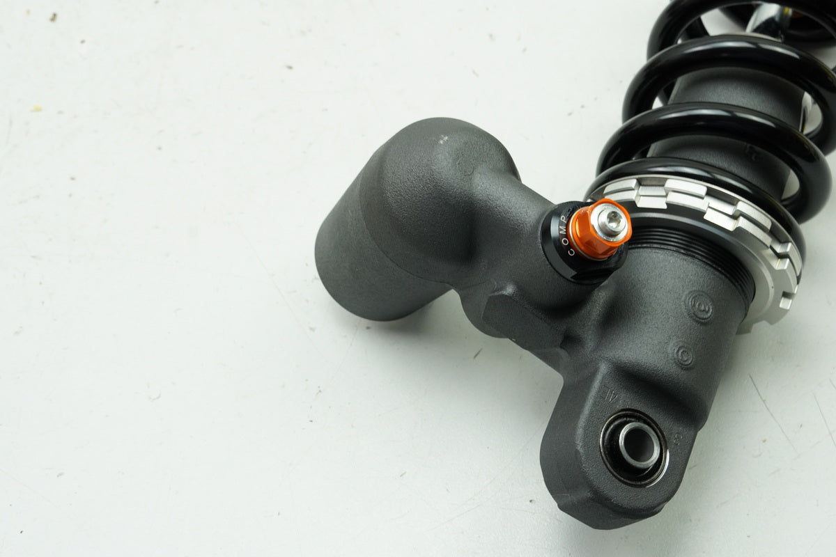 YAMAHA MTN 1000 MT-10 RN78 Shock Absorber original 4550 km