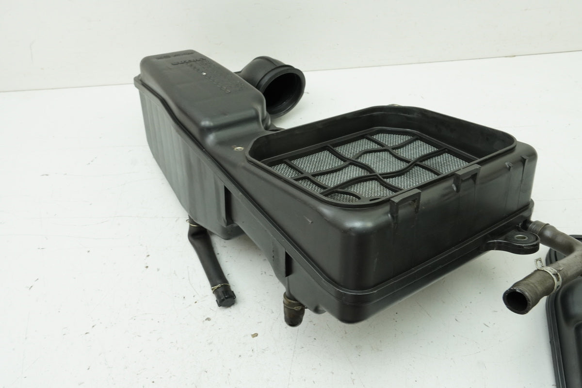 SUZUKI AN 400 WVAU BURGMAN Airbox Luftfilterkasten Luftfiltergehäuse K1 K2