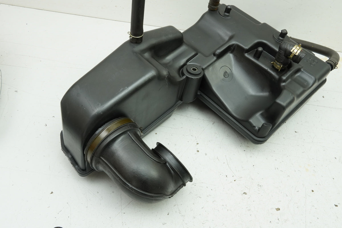 SUZUKI AN 400 WVAU BURGMAN Airbox Luftfilterkasten Luftfiltergehäuse K1 K2