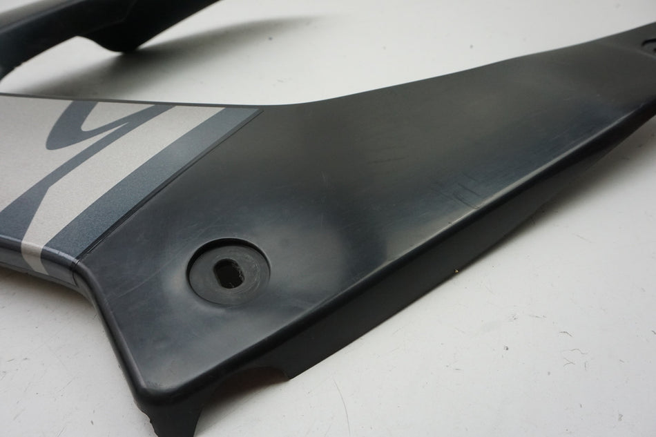 YAMAHA DT 125 R RE Carenado Depósito izquierdo Tapa toma de aire 1D0-F137W-10-00